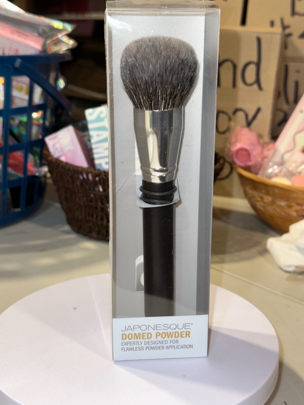 JAPONESQUE Domed Powder Brush